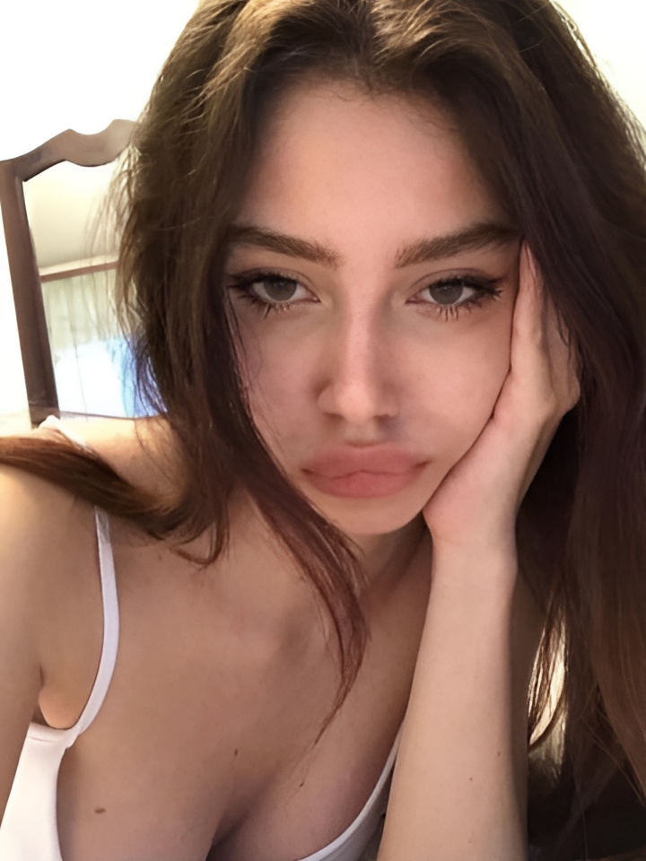 Индивидуалка Эмма, доступна для личного знакомства от 3000 руб