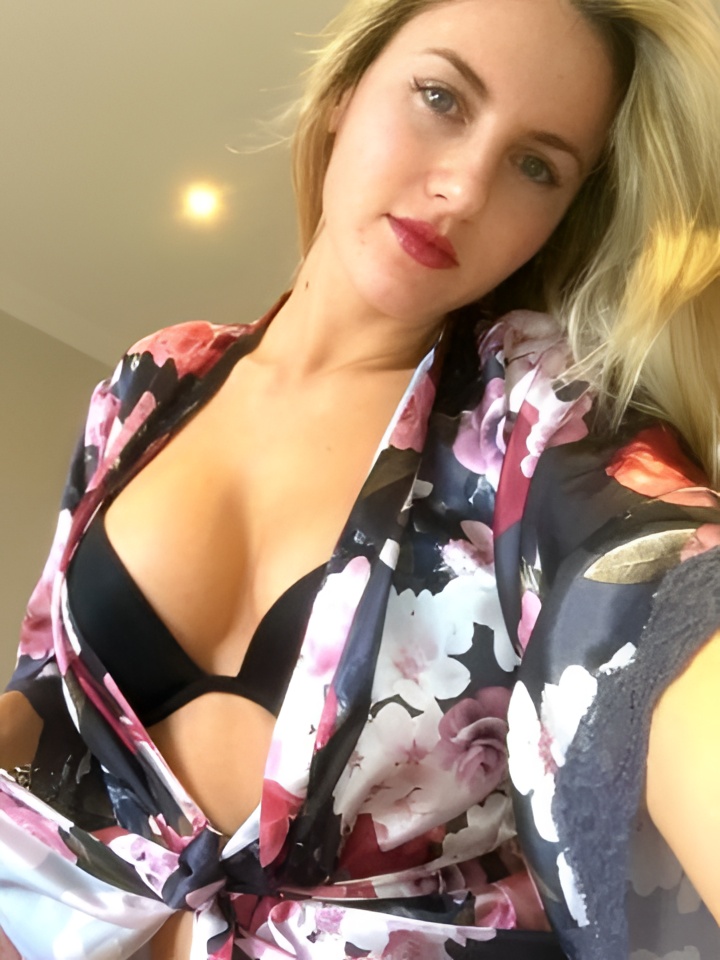 Вероника привлекательная девушка из Усолье-сибирское цена от 1500 руб