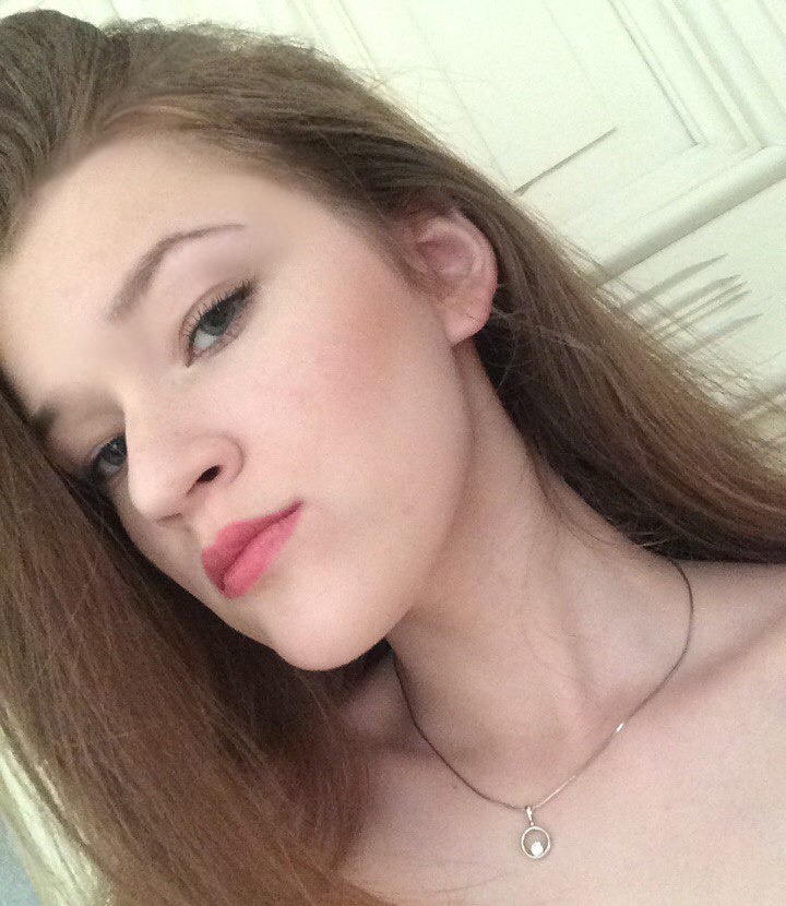 Надя привлекательная девушка из Усолье-сибирское цена от 3500 руб