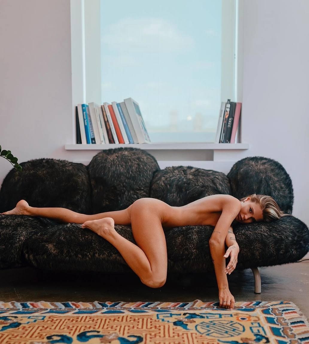 Юлия привлекательная девушка из Усолье-сибирское цена от 8000 руб