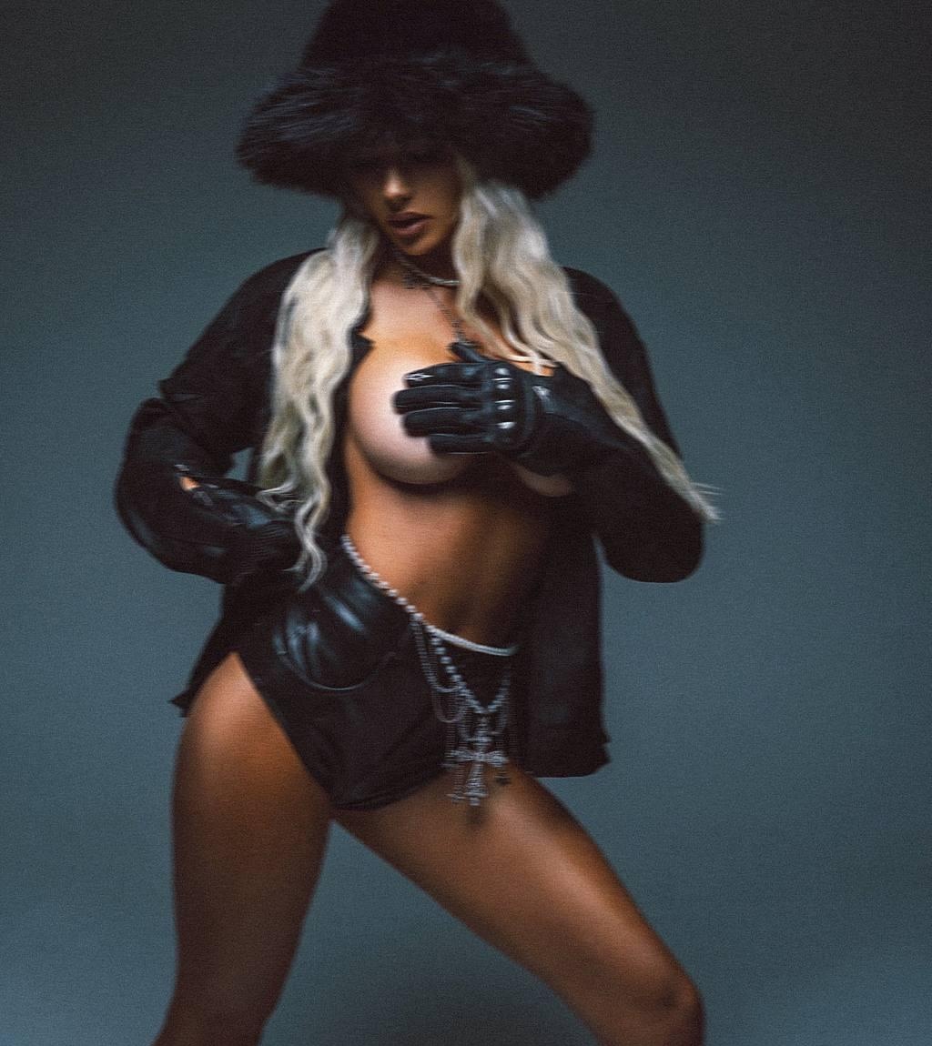 Елена привлекательная девушка из Усолье-сибирское цена от 7000 руб